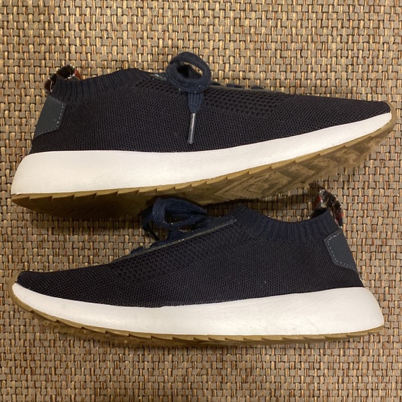 True Craft 7.5 Navy Sneakers - Picture 6 of 9